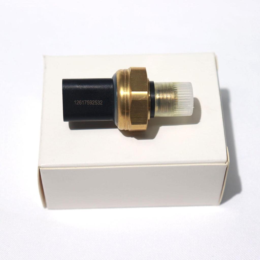 Датчик-выключатель давления масла BMW E82/E88 12617592532