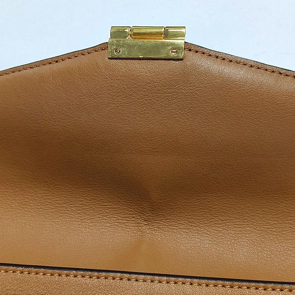 [Pre-Owned] Millie Visetos Classic Monogram Print Light Trendy Cool Girl Flap Chain Crossbody Bag Medium - Very Good #A168SB