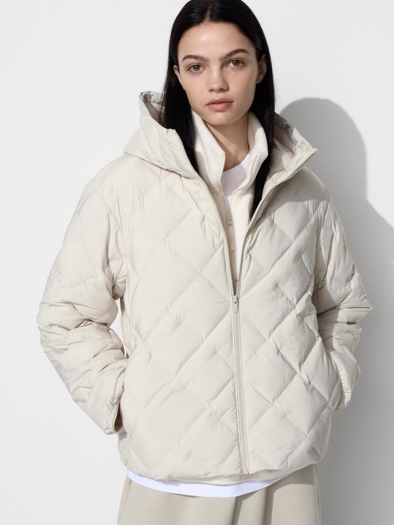 Uniqlo Толстовка с капюшоном Pufftech от Japan