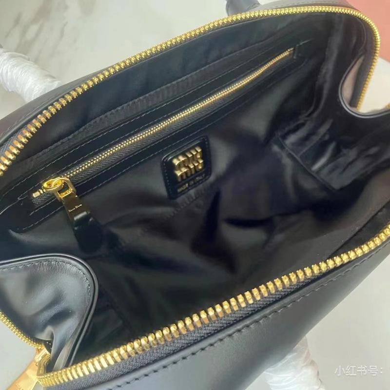 MIU Long Handle Bowling Boston Pillow Bag Fashion Versatile Shoulder Tote Handbag for Women Commute Soft Leather Large Capacity