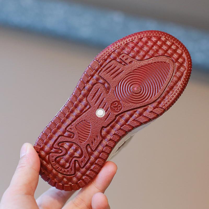 Детские кроссовки. Повседневная обувь для мальчиков и девочек. Обувь с высоким берцем с героями мультфильмов. Детские туфли на мягкой подошве.