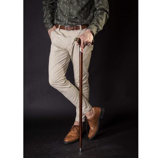 Трость с головой темного волка для мужчин, деревянная трость для подарка, ручная резная деревянная походная трость