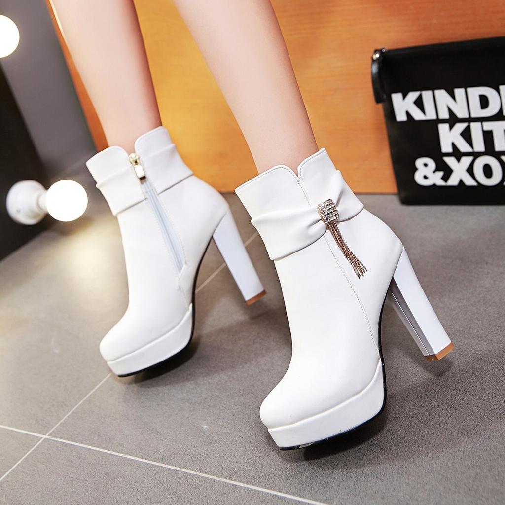 Short Boots Women's New Women's Shoes European and American High-heeled Short Boots Large-size Women's Boots