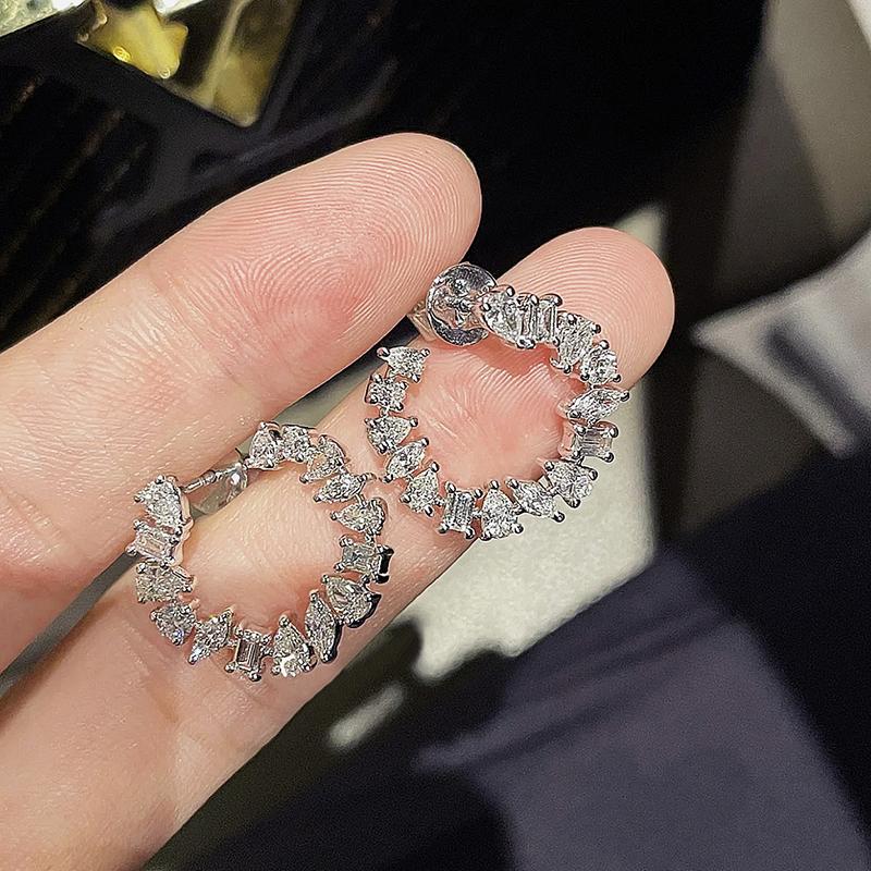 Круглые серьги-гвоздики Huitan с геометрическим кубическим цирконием, роскошные модные аксессуары для пирсинга ушей для женщин, модные ювелирные изделия