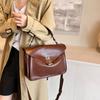 Messenger Crossbody Bag Versatile Large Capacity Shoulder Bag for Travel Vintage Brown PU Women's Tote Bag