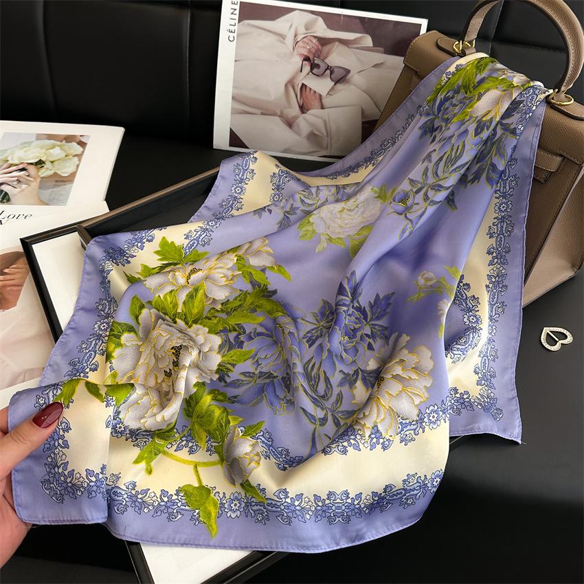 70 * 70cm New Silk Small Square Scarf For Women'S Neck Protection Professional Scarf Versatile Hair Tie Headscarf Scarf