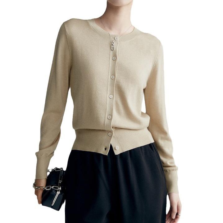 Spring and Autumn Fashion Temperament Versatile Thin Bottom Top Women's Design Sense Simple Casual Solid Color Crew Neck Knitted Cardigan