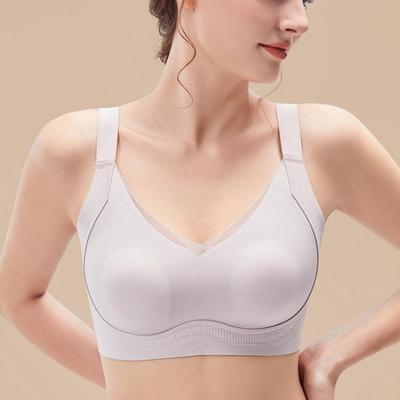 Большая грудь выглядит маленькой, телесный и удобный бюстгальтер, бесшовное белье без косточек, с фиксацией груди и жира.
