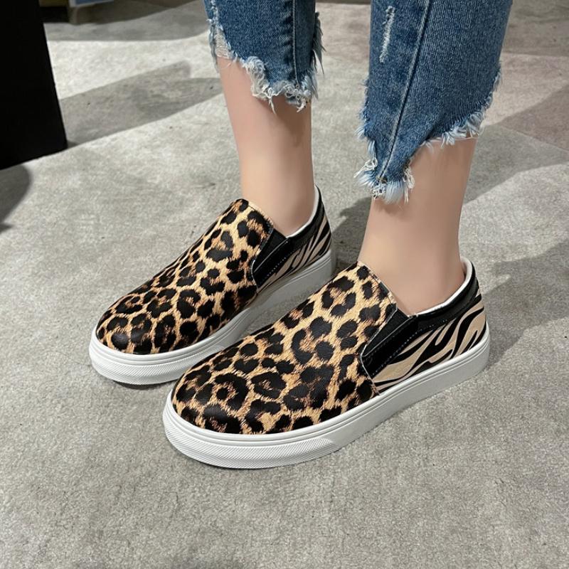 Обувь для женщин 2024 года, женская вулканизированная обувь с леопардовым принтом, осенняя обувь для прогулок на открытом воздухе, женские удобные кроссовки без застежек