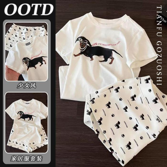 Women 2 Pieces Pajama Set, White Dachshund Dog Print Short Sleeve T-shirt + Paw Pattern Shorts Soft Casual Loungewear Sleepwear