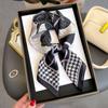 70 * 70cm New Silk Small Square Scarf For Women'S Neck Protection Professional Scarf Versatile Hair Tie Headscarf Scarf