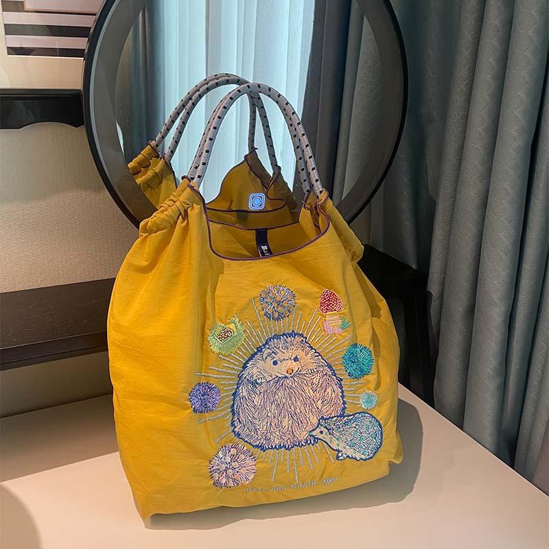 Embroidery Shopping Bag Women'S Fashion Niche Large Capacity Shoulder Bag Tide