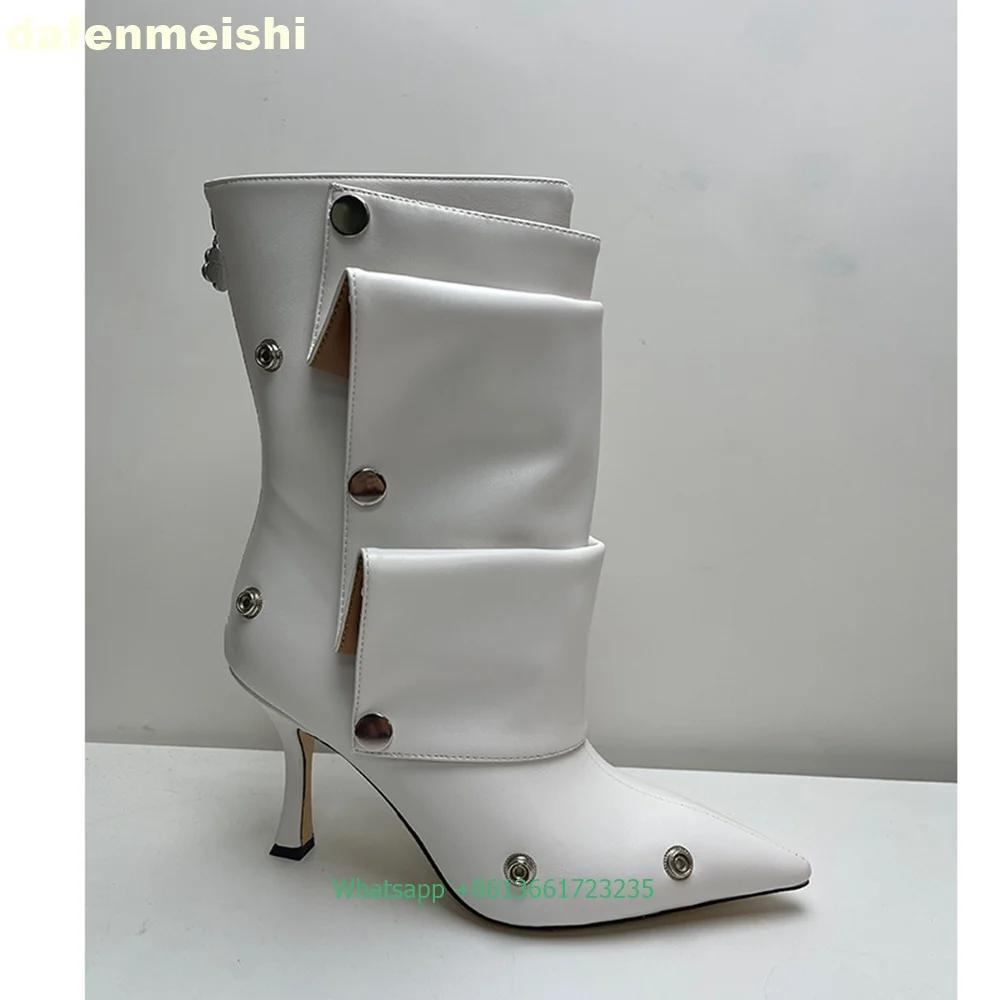 Металлическая пряжка-заклепка Плиссированные женские ботинки 2025 Зима Острый носок Тонкий каблук Короткие ботинки Однотонные Задняя молния Кожаные ботинки