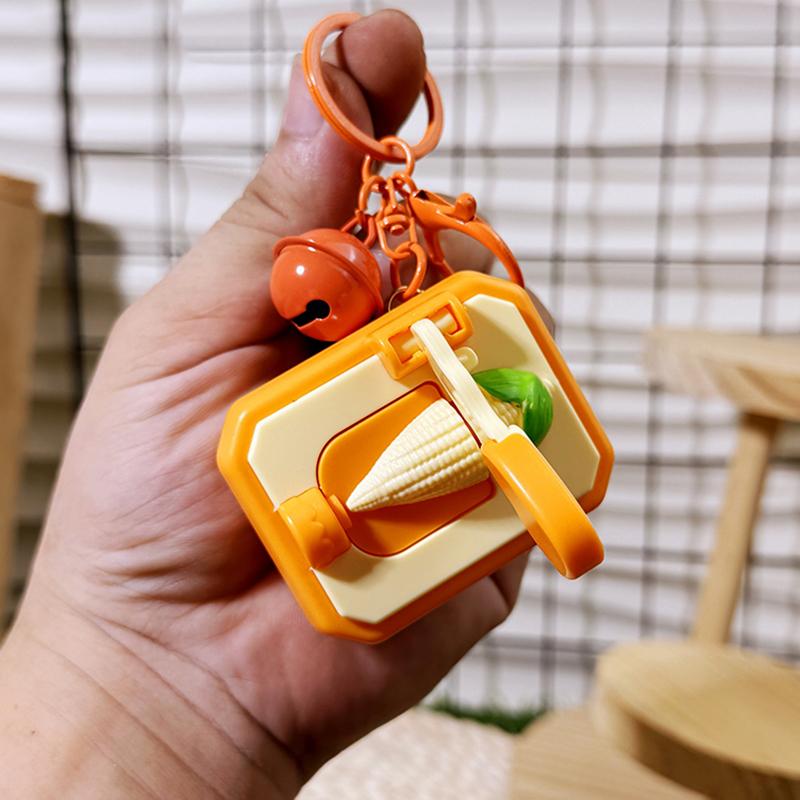 Creative Keychain Toy DIY Mini Carrot-cutting Stress Relief for Relaxation and Entertainment