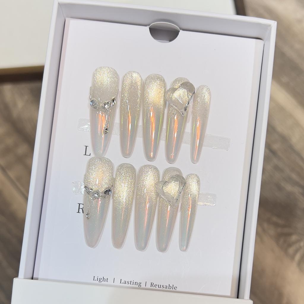 Blasting Aurora French Love Diamond Cat's Eye Manicure Blasting Blasting Blasting Diamond Hand-Weared Armor