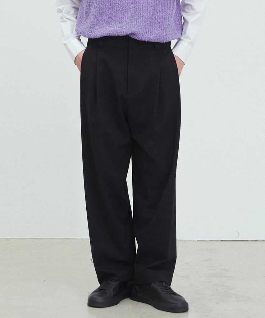 NODU Two-Tuck Wide Slacks [Black]