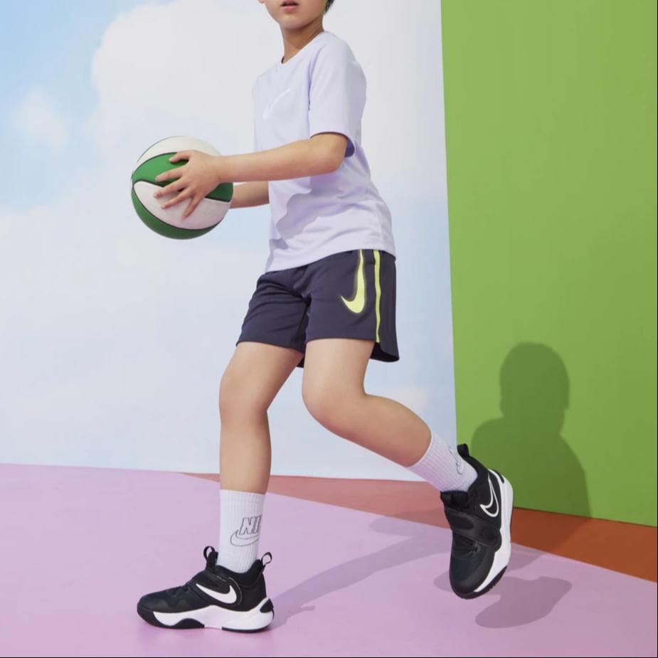 (GS) Nike Team Hustle D 11 Basketball Shoes 'Black White' Kids' DV8996-002
