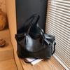 Bag Women's 2025 Autumn and Winter Premium Sense Large Capacity Tote Bag Niche Commuter Versatile Fashion Shoulder Bag