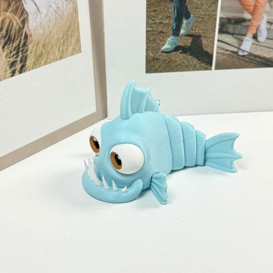 3D Printed Articulated Piranha, Flexible Joint Fish Models, Desktop Movable Joint Fidget Toy, Cute Piranha Figurine for Kids Adults Stress Relief