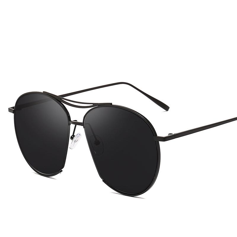 High-quality Womens Large Aviator Sunglasses With Sleek Metal Frame And Mirror Lens