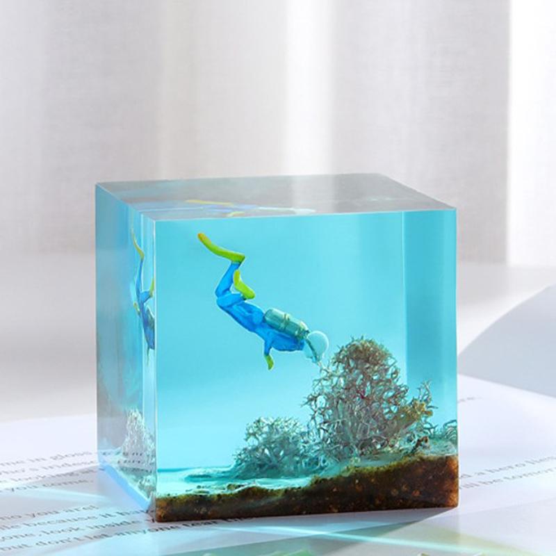 Unpainted Mini Ocean Diver Figurine - Underwater Decoration for Fish Tanks/Models