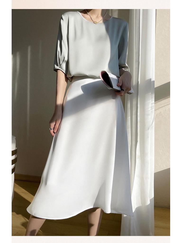 Breathable Silk Women's Round Neck Loose Solid Color Acetate Satin T-Shirt (2024 Spring/Summer Collection)