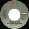 7-дюймовая пластинка DAVID BOWIE MICK JAGGER Дэвид Боуи Мик Джаггер B8288 EMI AMERICA 1985 Канада Рок Б/у