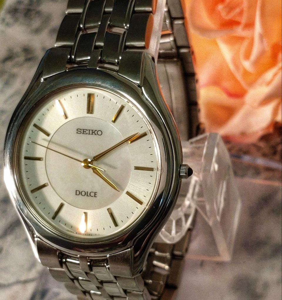 [USED] Rare SEIKO Dolce Watch In Silver and Gold