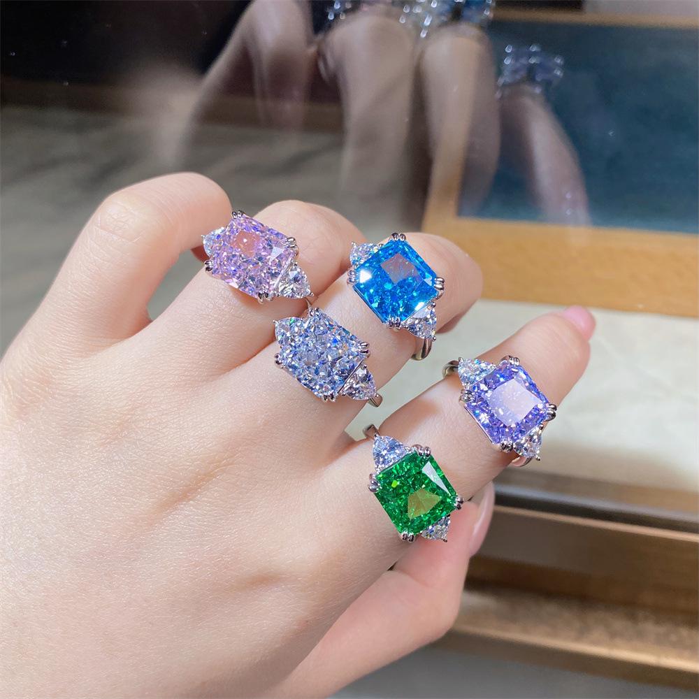 Элегантное кольцо из стерлингового серебра S925 с цирконом для женщин - европейский и американский стиль, дизайн с бриллиантами с высоким содержанием углерода