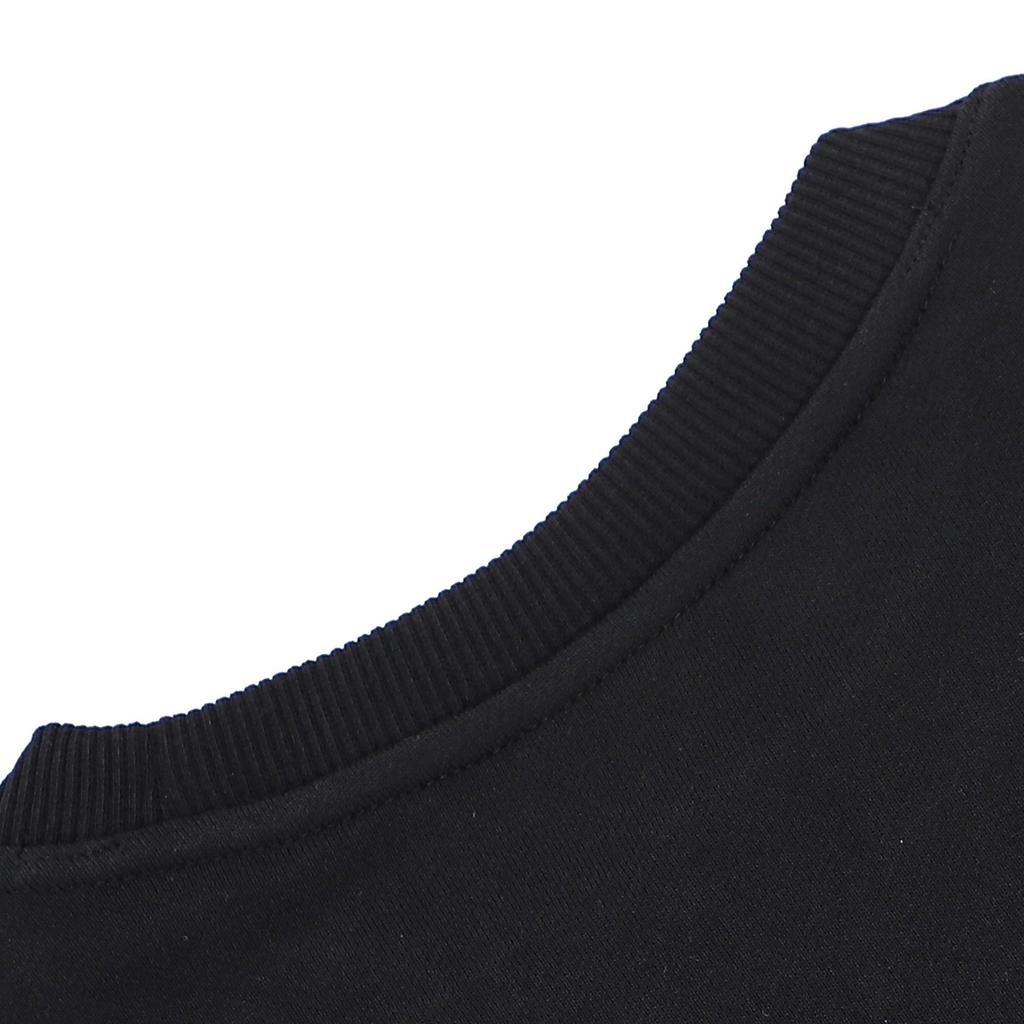 New Balance Sweatshirts Men's Black Crew Neck Moderate Regular AMT23330-BK