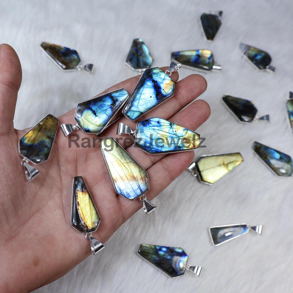 Coffin Labradorite Pendant Bezel Pendant Sterling Silver Pendant Coffin Pendant Flashy Labradorite Gemstone Pendant Labradorite Jewelry