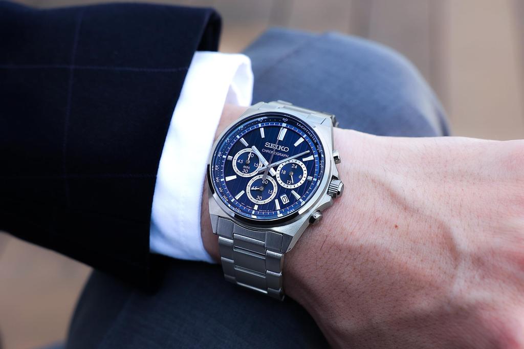 Кварцевый хронограф Seiko Selection S Series SBTR033 Серебристый на батарейке мужской