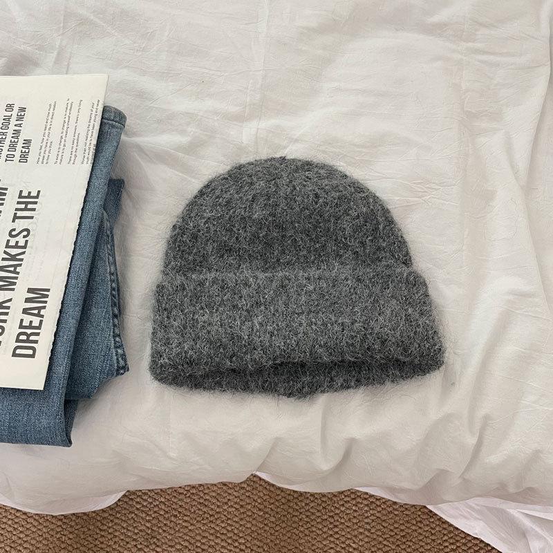 Soft waxy knitted hat versatile men's and women's solid color face small wool hat warm ear protection student hat