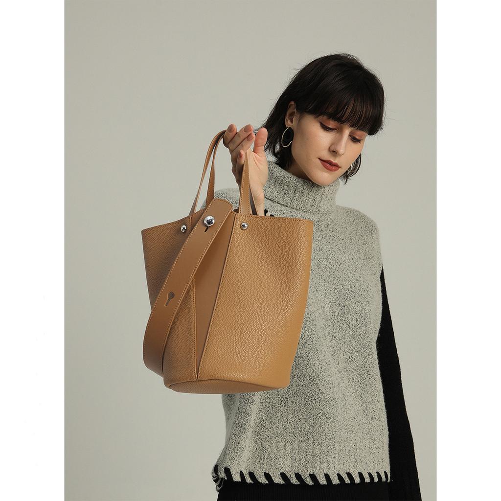 Commuter bucket bag women's spring and summer large-capacity vegetable basket women's bag 2025 new master tito extra large bag