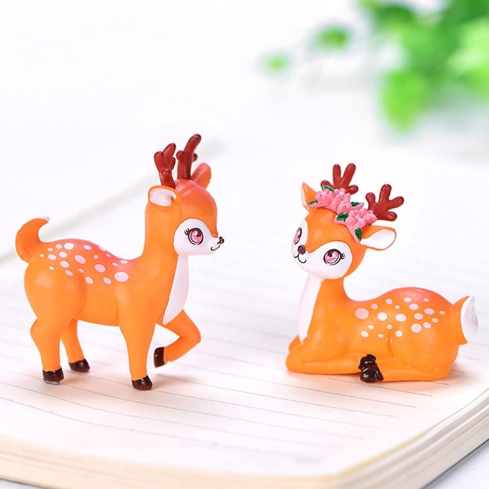 Plastic Cartoon Sika Deer Figurine Delicate Animal Statue Mini Cartoon Sika Deer Ornament  Outdoor