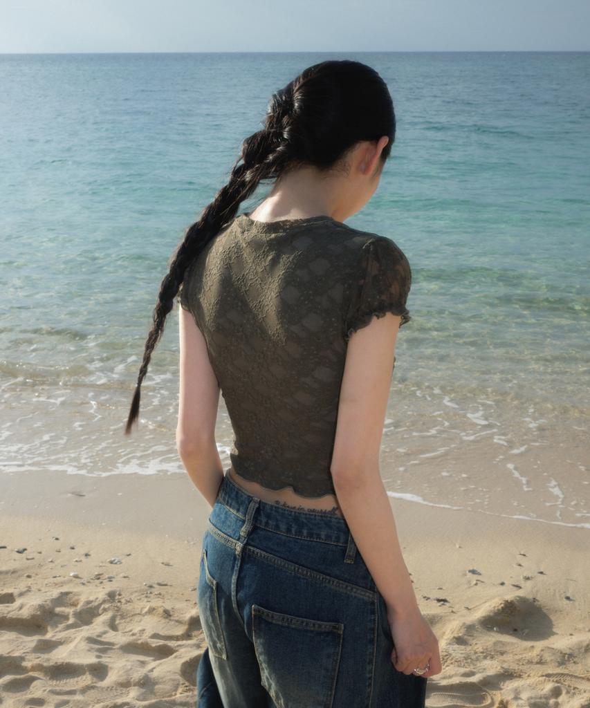 ROSEFRANTZ Rose Lace Slim T-Shirt [Khaki]