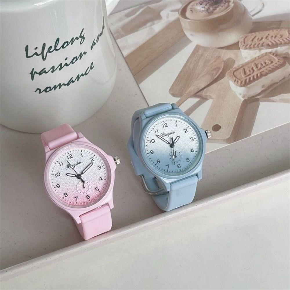 Simple Design Women's Watch Silicone Strap Watch Creative Quartz Watch Student