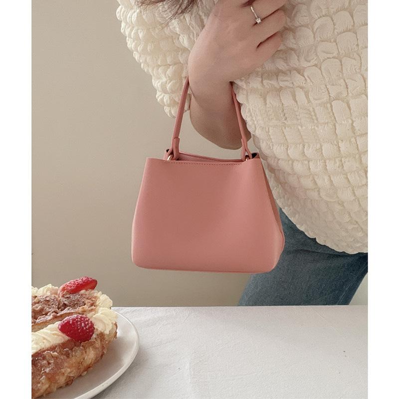 Handbag Solid Color Korean Version Ins Niche Design Bucket Bag Soft Leather Candy Color Crossbody Vegetable Basket Bag for Women
