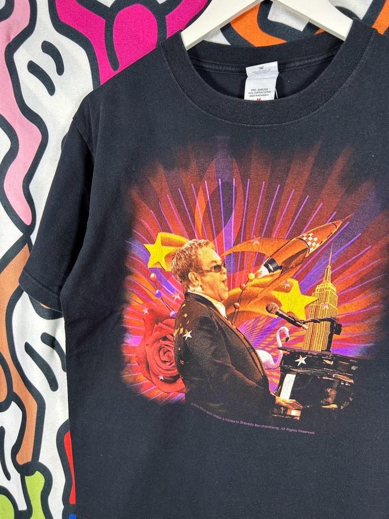 Vintage 2000s Elton John tshirt size M