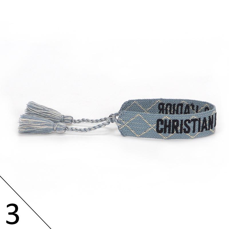 Браслет дружбы ручной работы с вышивкой и кисточками для женщин