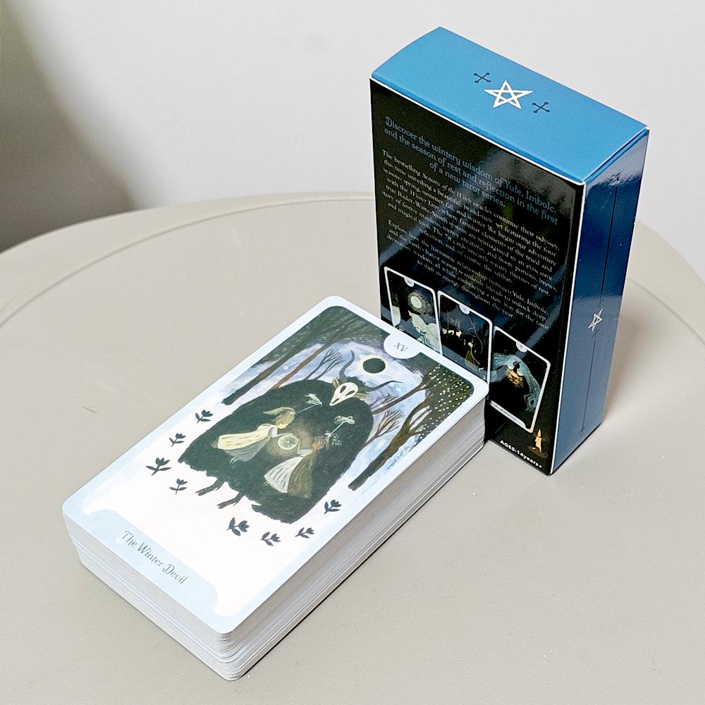 Сезоны Ведьмы: Зимнее Таро - Колода из 78 карт для Йоля и Имболка - Инструмент гадания в народном стиле 10,3*6 см