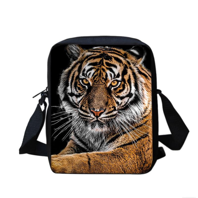 Новая сумка через плечо от Tiger универсальна, модная и имеет неконфликтный анималистичный принт.. Это школьный подарок на день рождения для мальчиков и девочек