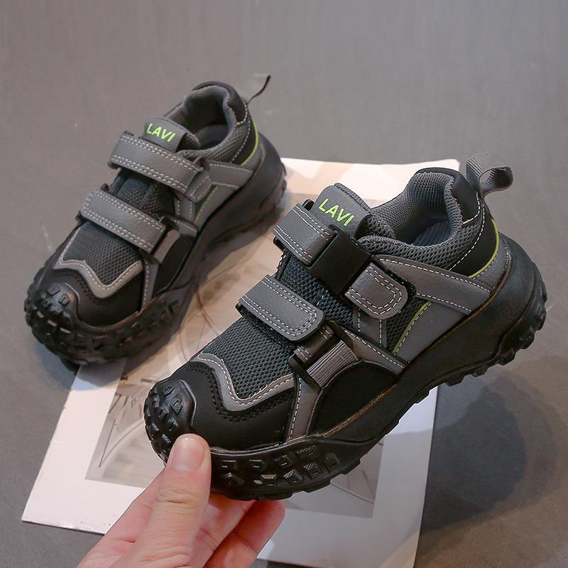 Обувь для мальчиков весна и осень новые сетчатые дышащие детские студенческие спортивные туфли средние туфли для мальчиков постарше для пап