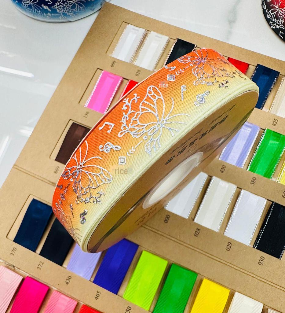 Лента с бабочками серебряного цвета с лазерной печатью 2,5 см для самостоятельного украшения праздников