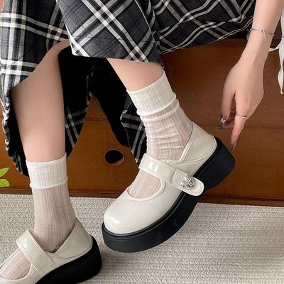 Модная универсальная ретро черная обувь на толстой подошве, неглубокие одинарные туфли женские лето 2025 с юбкой, увеличивающие рост, маленькие кожаные туфли, туфли Мэри Джейн