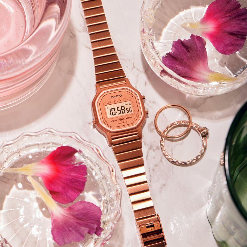 Casio Серия VINTAGE-L цифровой дисплей повседневный тренд ретро водонепроницаемый кварцевый механизм стальной ремешок японские и корейские часы LA-11WR-5A