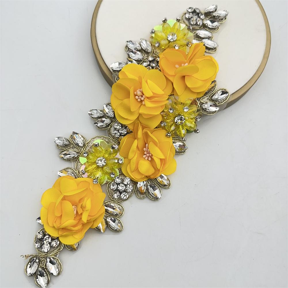 1PCS Handmade 3d Sew On Applique Embroidery Rhinestone Flower Patch for Wedding Dress