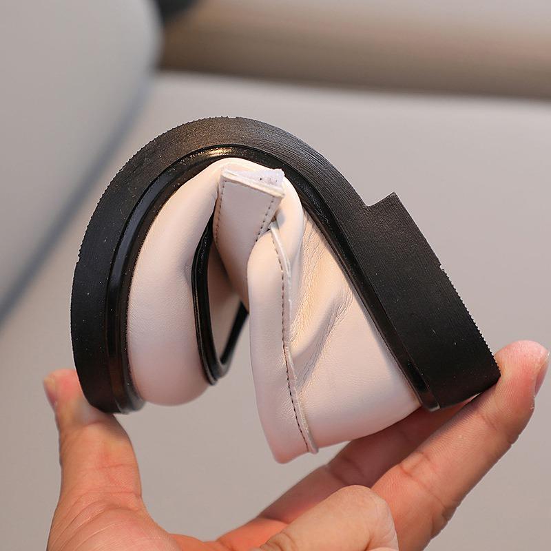 Для маленьких девочек, детей, весна-осень, красивые женские повседневные универсальные туфли в британском стиле, простой дизайн, износостойкая нескользящая кожаная обувь