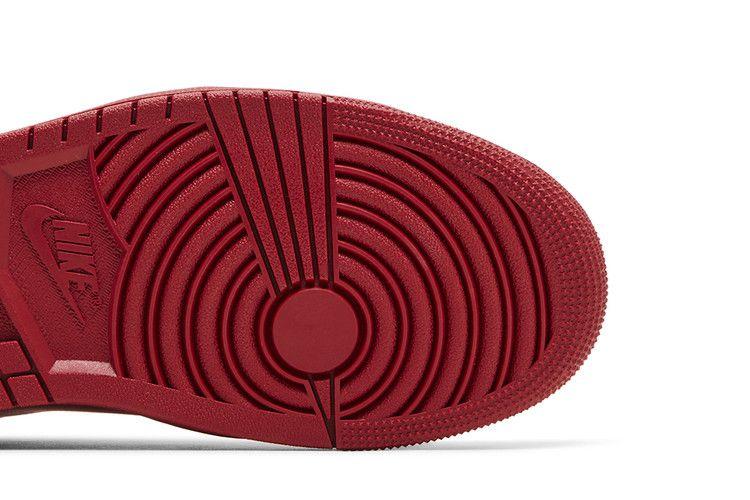 Jordan 1 Низкий способ сделать спортзал Красный Металлик Золотой (Женский)
