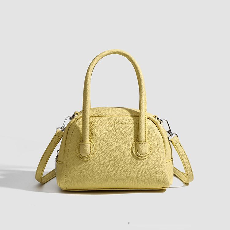 Korea Ins Summer 2025 New Portable Bowling Casual Versatile Shoulder Messenger Bag Boston Pillow Bag